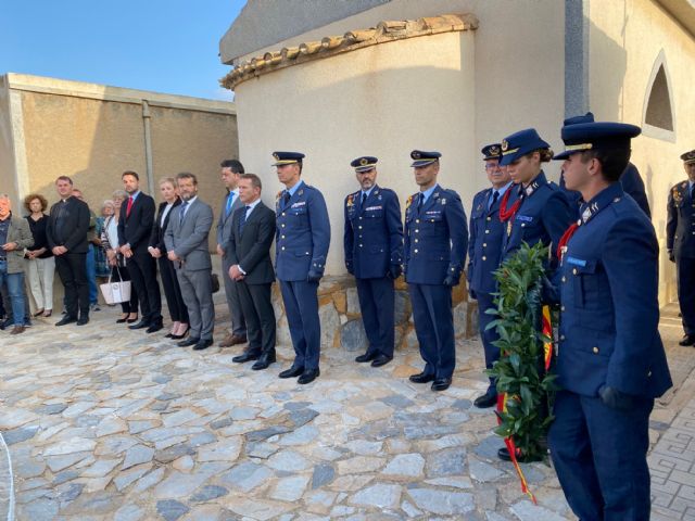 La AGA conmemora el Día de los Caídos por la Patria en el cementerio parroquial de Torre Pacheco 2022