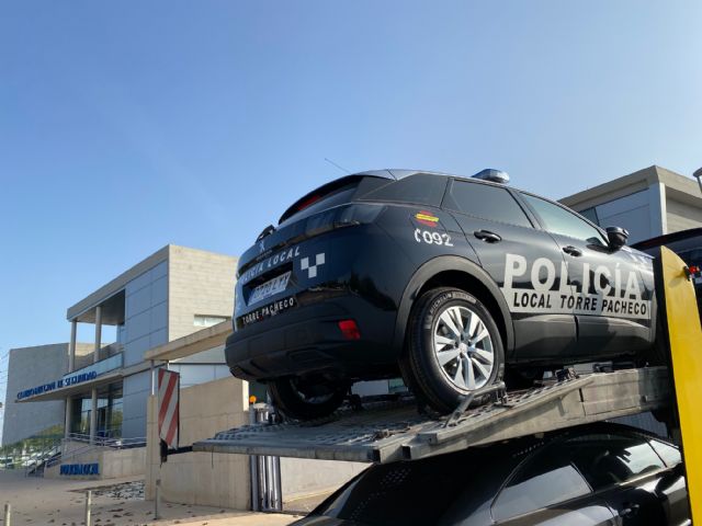 Seis vehículos y un furgón se incorporan al parque móvil de la Policía Local de Torre Pacheco