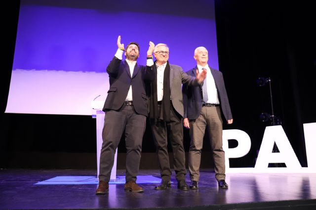 López Miras: 'Pedro Ángel Roca se presenta a esta candidatura con el proyecto más sólido que se presenta en Torre Pacheco, el del Partido Popular'