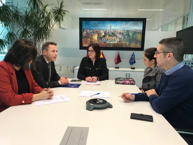 El alcalde de Torre Pacheco, Antonio León recibe en el Ayuntamiento a la vicepresidenta de la Región de Murcia, Isabel Franco