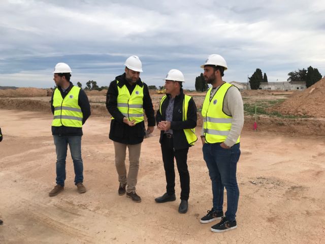 La primera fase de las obras de la pista de Atletismo de Torre Pacheco estará finalizada en un mes.