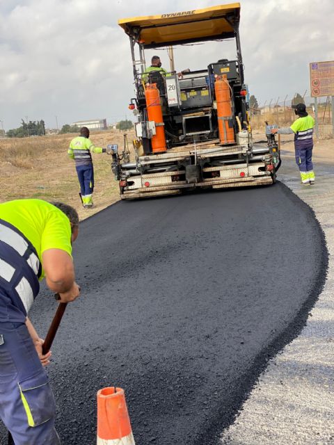 Remodelación de la carretera de servicio junto rotonda del Radar