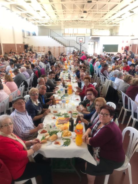 300 mayores del municipio participaron en la XI Jornada Lúdico Deportiva en Torre Pacheco