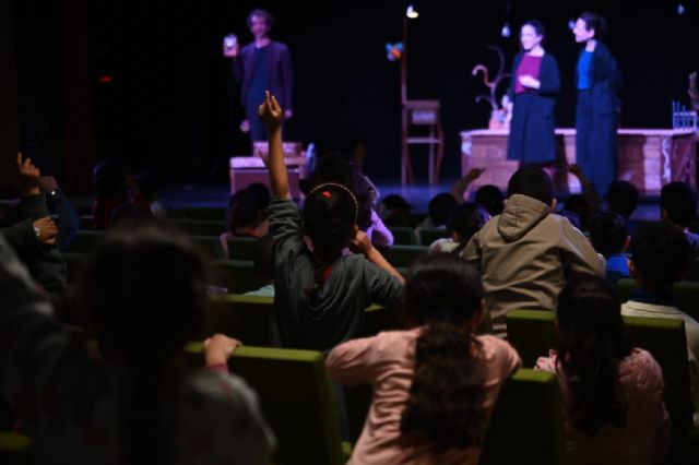 RE-CREA conquista Roldán: El teatro toma el Centro Cultural Sebastián Escudero