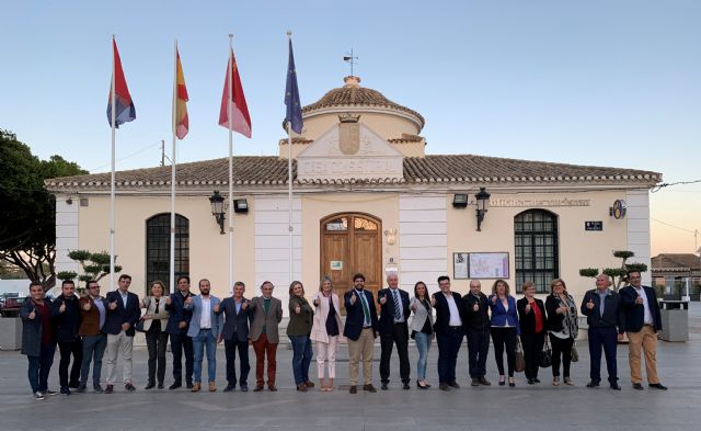 López Miras visita Torre Pacheco y clausura un encuentro con afiliados en el municipio