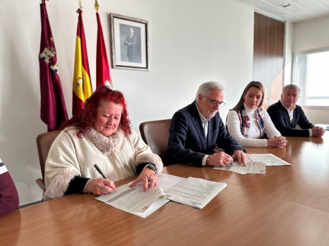 Torre Pacheco duplica la subvención a la Asociación de Transporte Universitario