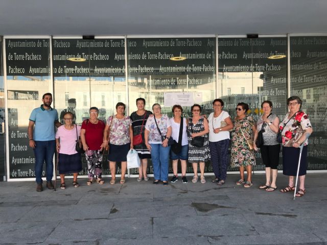 El Ayuntamiento participa con la Facultad de Ciencias del Deporte en un programa de ejercicio físico para combatir la fragilidad en personas mayores