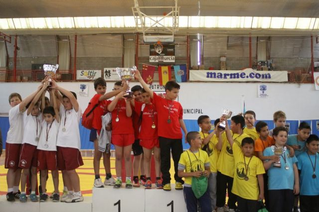 Los alumnos del Hernández Ardieta se proclaman campeones en la Final Regional de Deporte Escolar de Luchas Olímpicas