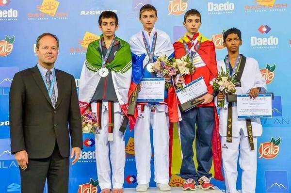 Arturo Gómez del Club Koryo de Torre-Pacheco bronce en el mundial cadete de taekwondo