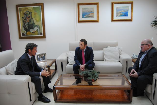 Reunión entre el Alcalde de Torre Pacheco y el Concejal de Seguridad Ciudadana con el Delegado del Gobierno en la Región de Murcia