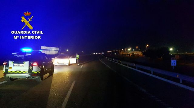 La Guardia Civil intercepta al conductor de turismo que circulaba en sentido contrario por la autovía RM-19