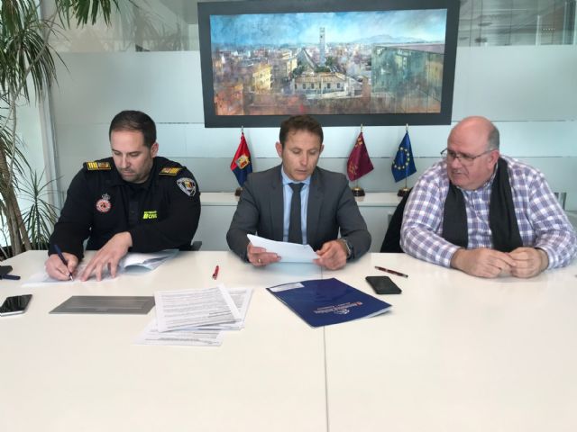 El Ayuntamiento de Torre Pacheco firma un convenio de colaboración con Protección Civil