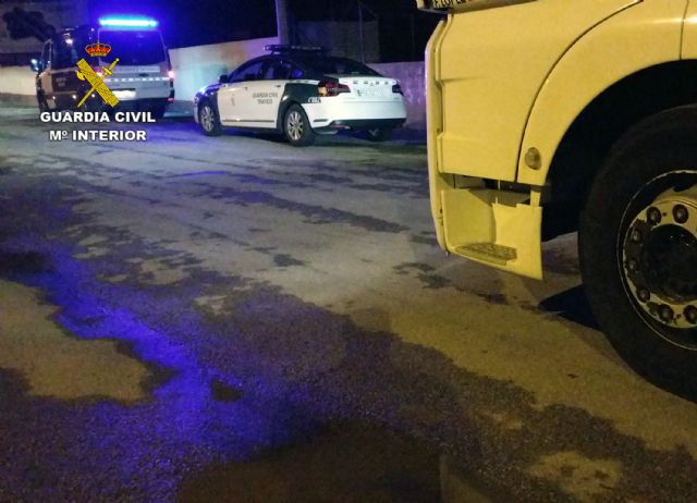 La Guardia Civil intercepta al conductor de un trailer de 40 toneladas conduciendo bajo los efectos de drogas
