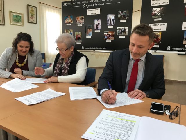 El Ayuntamiento de Torre Pacheco firma un Convenio de Colaboración con la Asociación Local de Pensionistas de Balsicas