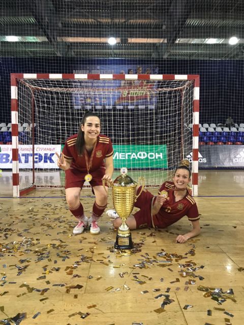 Ángela y Consuelo del Jimbee campeonas con España
