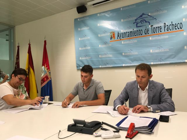 El Ayuntamiento de Torre Pacheco firma convenios de colaboración con varias asociaciones y colectivos del municipio