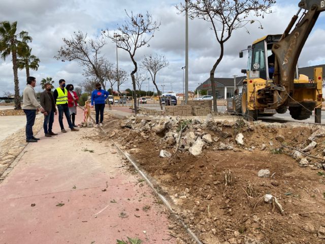 Obras de canalización de aguas pluviales mediante realización de vados en varios puntos de los cascos urbanos del municipio