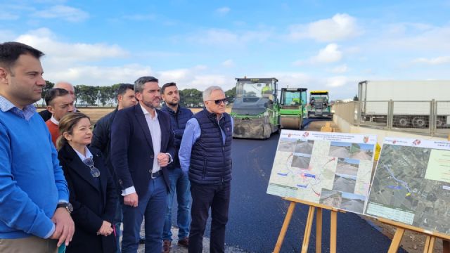 El Gobierno regional invierte casi 750.000 euros en acondicionar tres caminos rurales en el municipio de Torre Pacheco