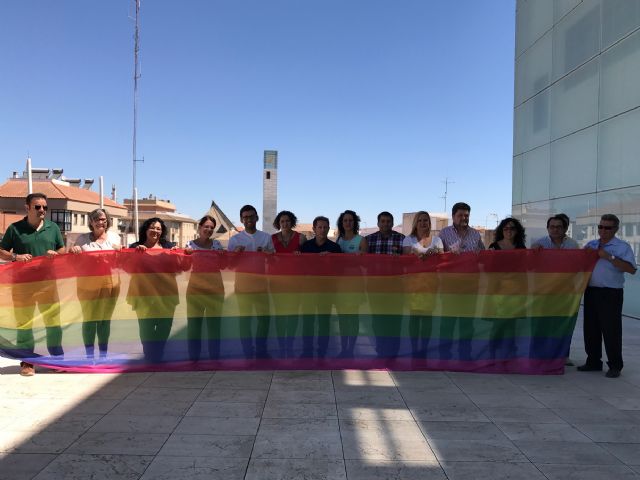 Torre-Pacheco iza la bandera del Orgullo - 2017